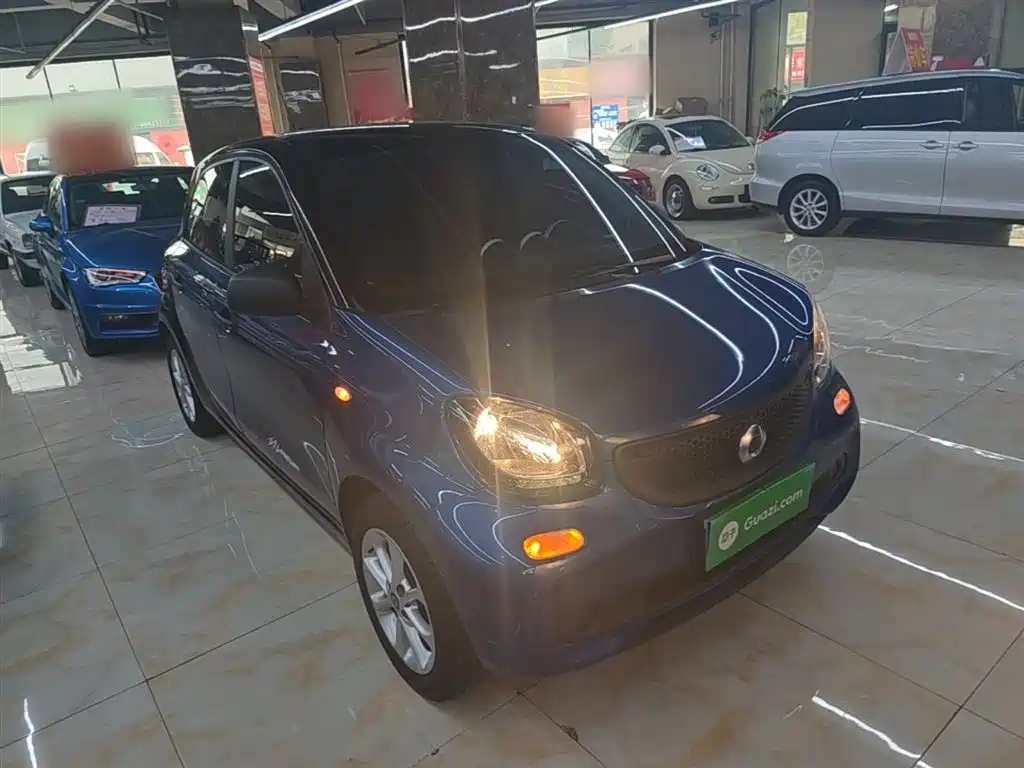 smart forfour 1.0 L 52 kW Agile