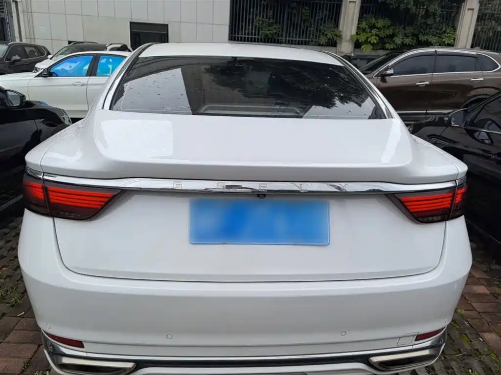 Borui 1.5 T MHEV Shine Enjoyment