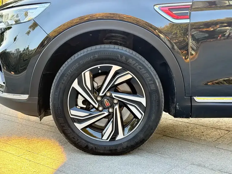 Hongqi HS5 Facelift 2.0 T Connected Flagship Enjoyment