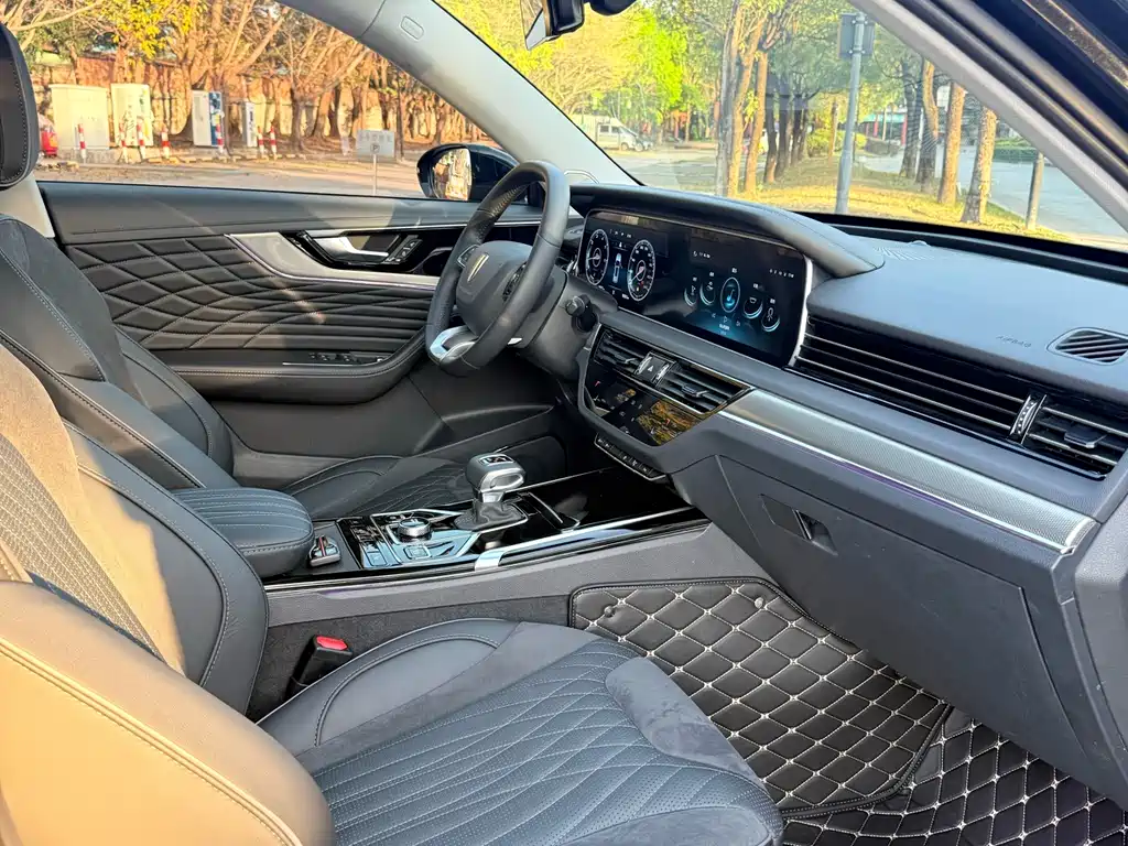 Hongqi HS5 Facelift 2.0 T Connected Flagship Enjoyment
