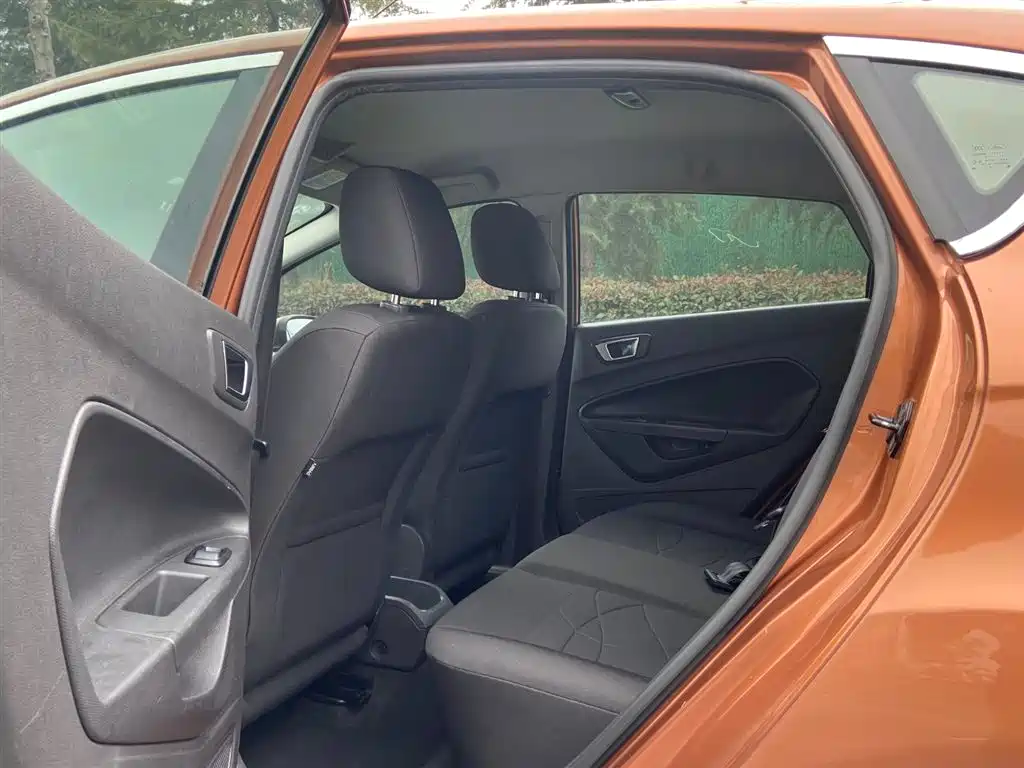 Fiesta Hatchback 1.5 L Auto Fashion