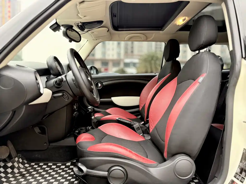 MINI COUNTRYMAN 1.6 L COOPER Fun