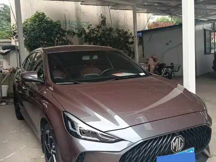 MG5 300 TGI DCT Youth Luxury Flagship