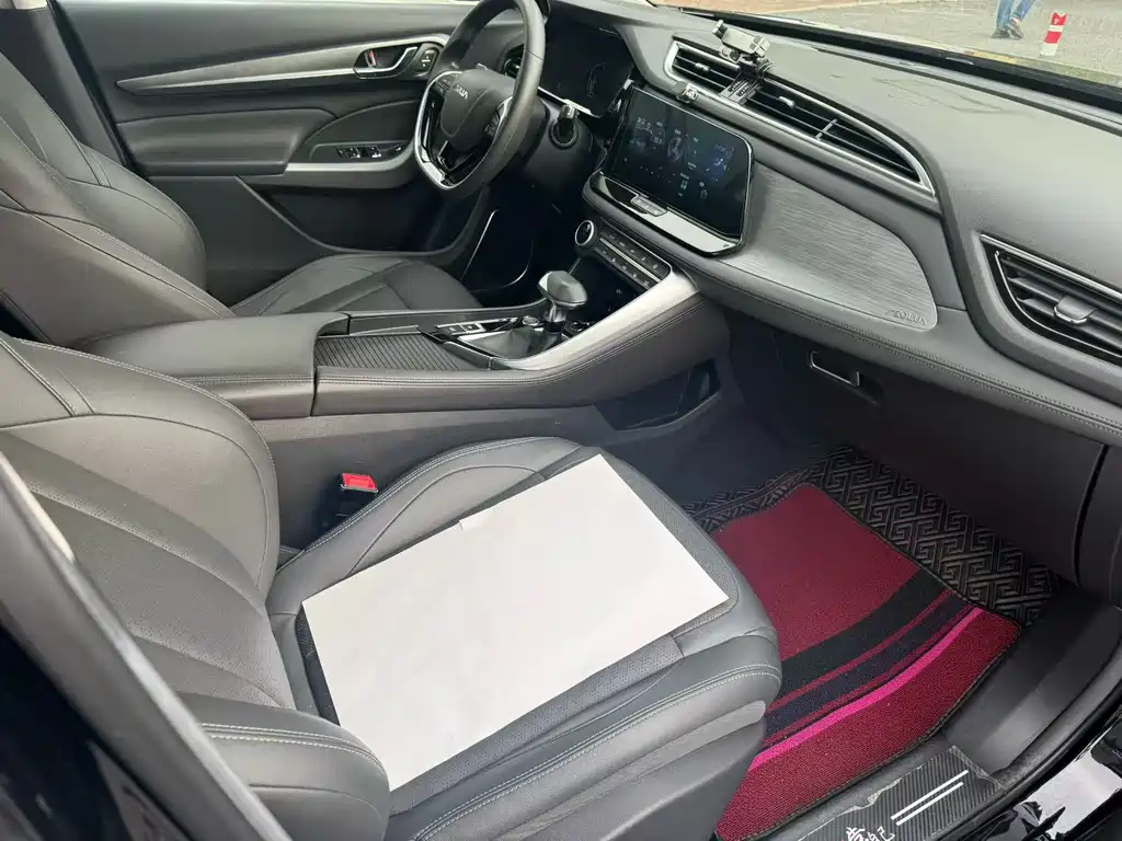 Dongfeng Fengshen AX7 PRO 1.6 T Auto Smart Drive