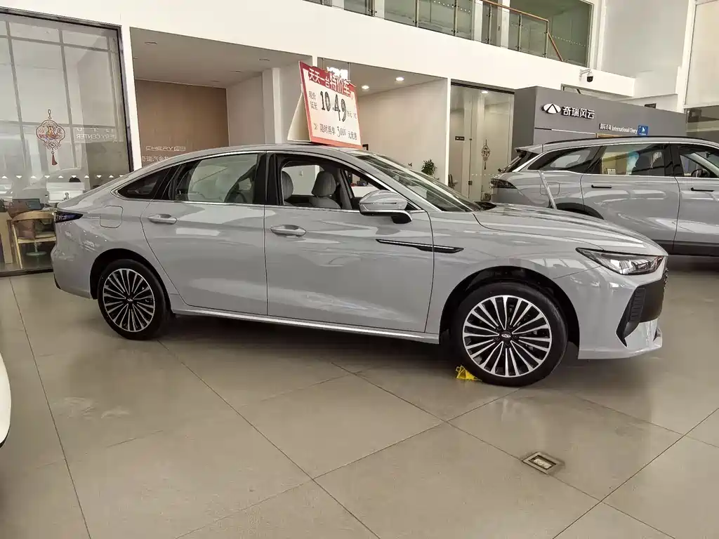 Fengyun A8 L 1.5 TGDI 145 km Comfort