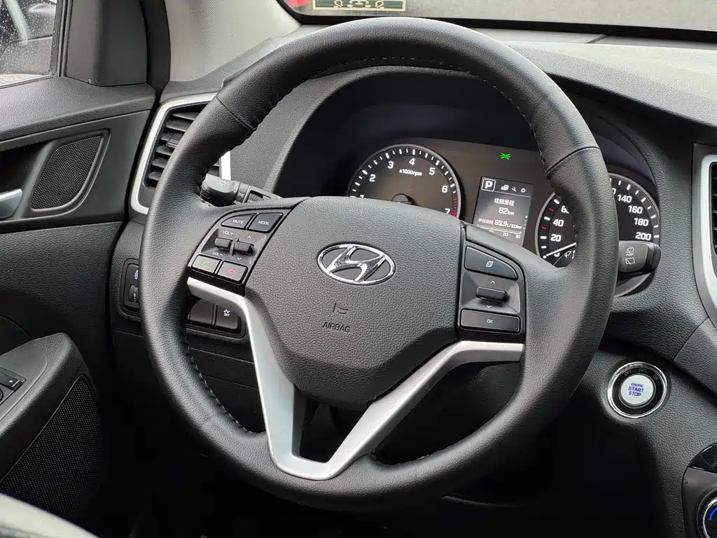 Tucson 1.6 T DCT 2 WD Intelligent