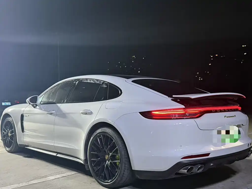 Panamera NEV Panamera 4 E-Hybrid 2.9 T