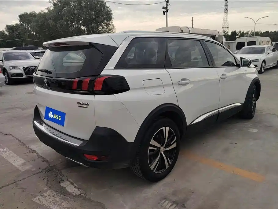 Peugeot 5008 380 THP 5-seat Elite