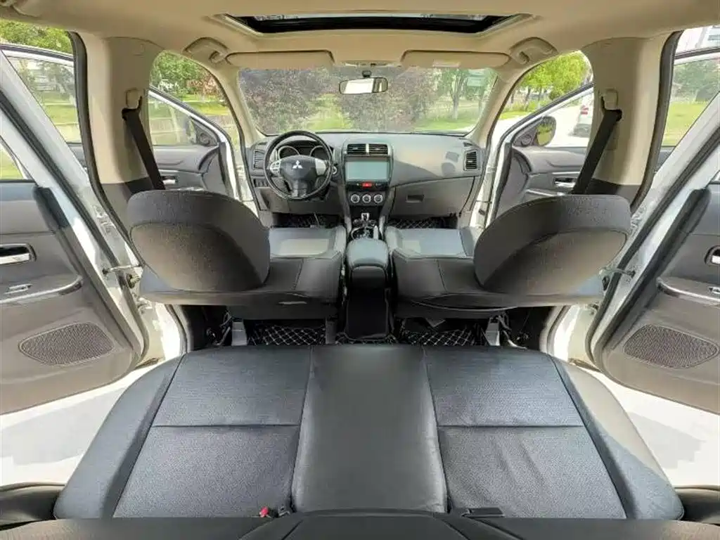 ASX 2.0 L CVT 2 WD Premium