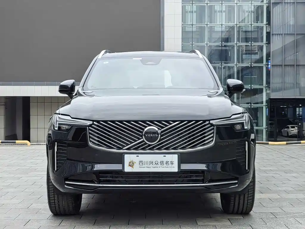Volvo XC90 沃尔沃XC90 2026款 B5 四驱智逸豪华版 5座