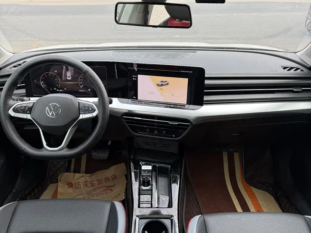Lamando Lamando L 280 TSI DSG Dazzle Hot