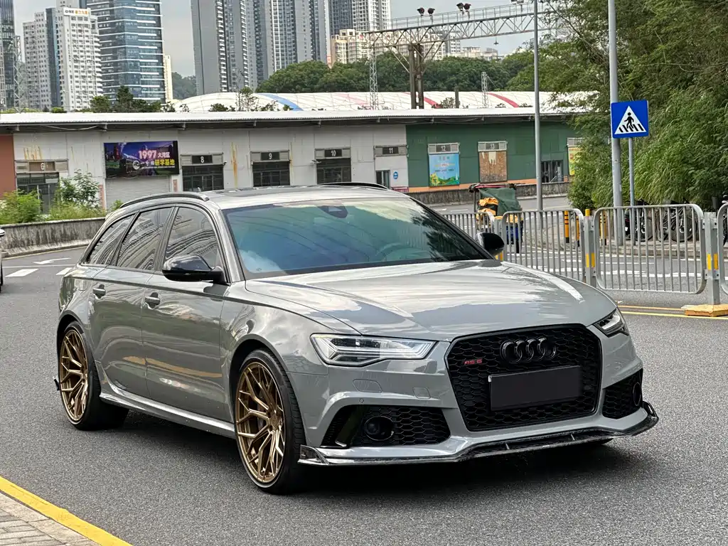 Audi RS 6 RS 6 4.0 T Avant