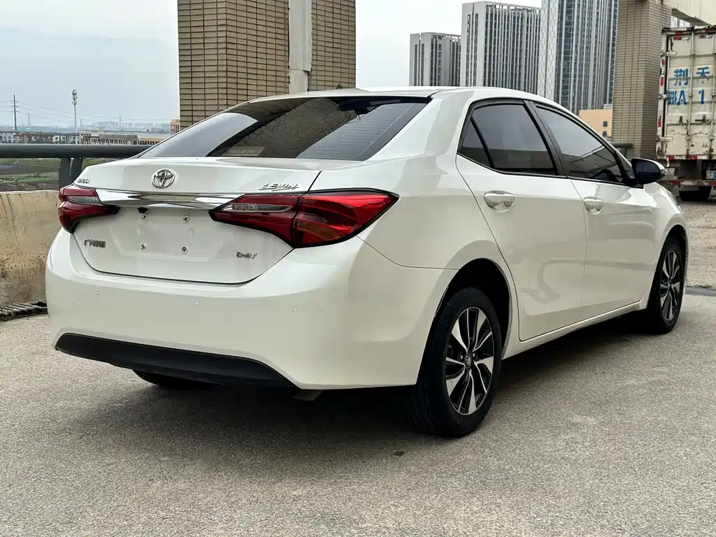Levin 雷凌 2018款 185 T CVT尊贵版 国VI
