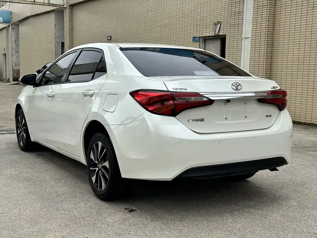 Levin 雷凌 2018款 185 T CVT尊贵版 国VI