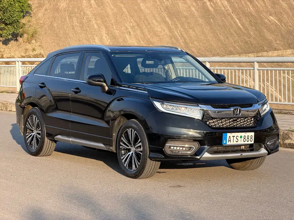 Avancier 370 TURBO 4 WD Distinguished