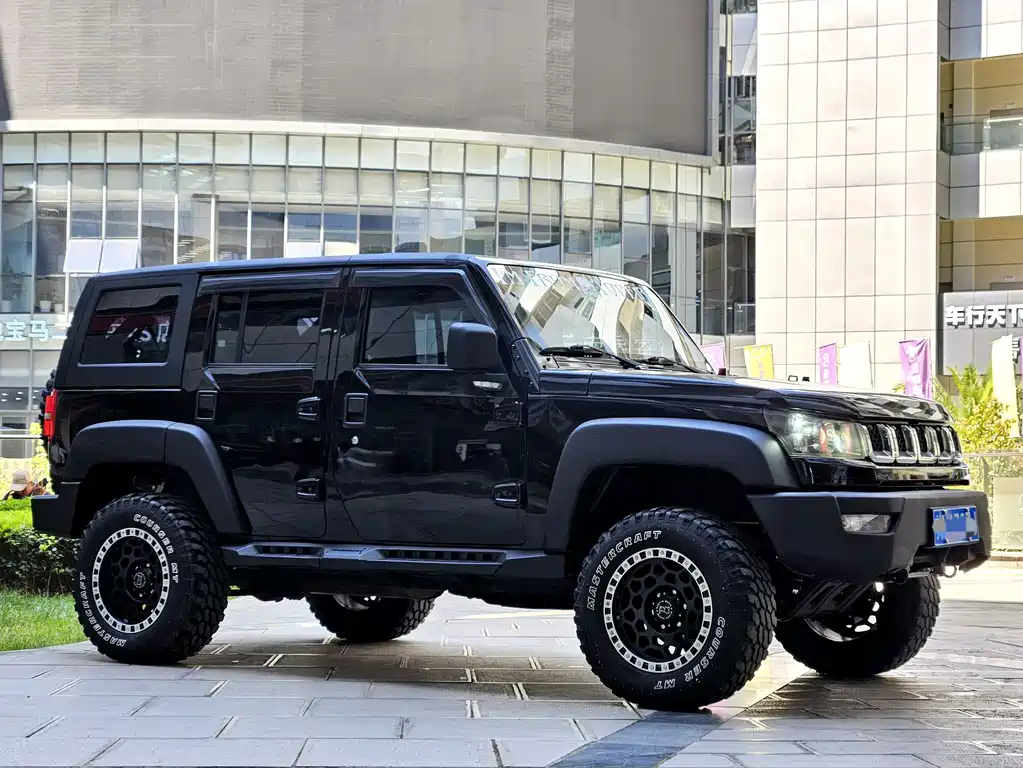 BAIC BJ40 40 L 2.3 T Auto 4 WD Premium