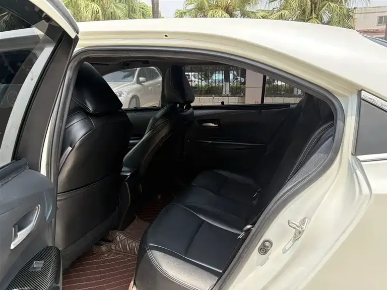 Toyota Levin 185 T CVT Luxury CN-V