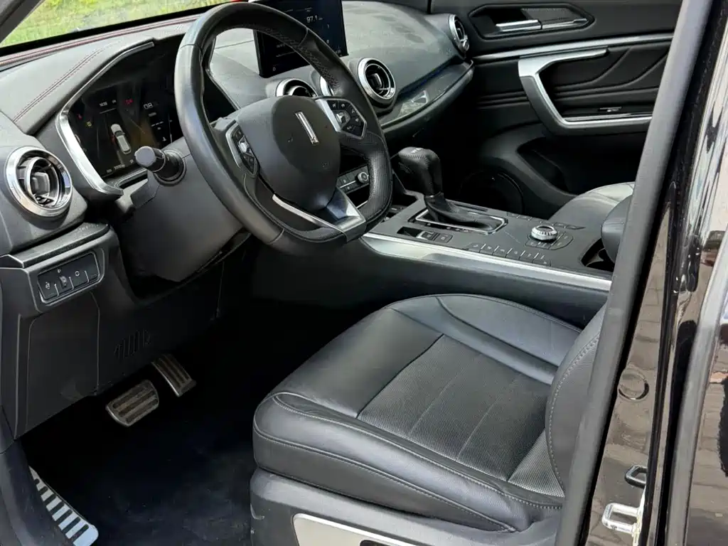 WEY VV5 2.0 T Flagship