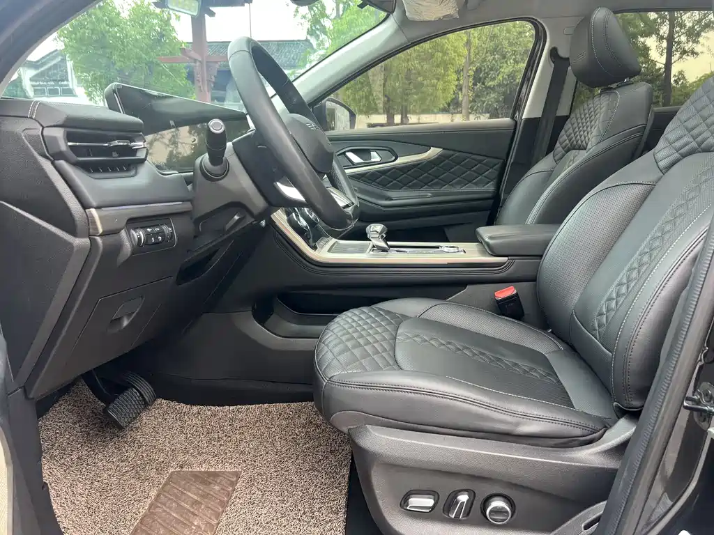 Exeed Lingyun 星途凌云 2021款 400 T 两驱星睿PRO版