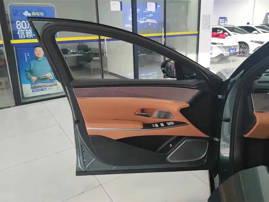 Han L DM-p 4 WD Lidar Flagship