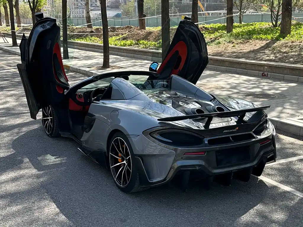McLaren 600 LT 3.8 T Spider
