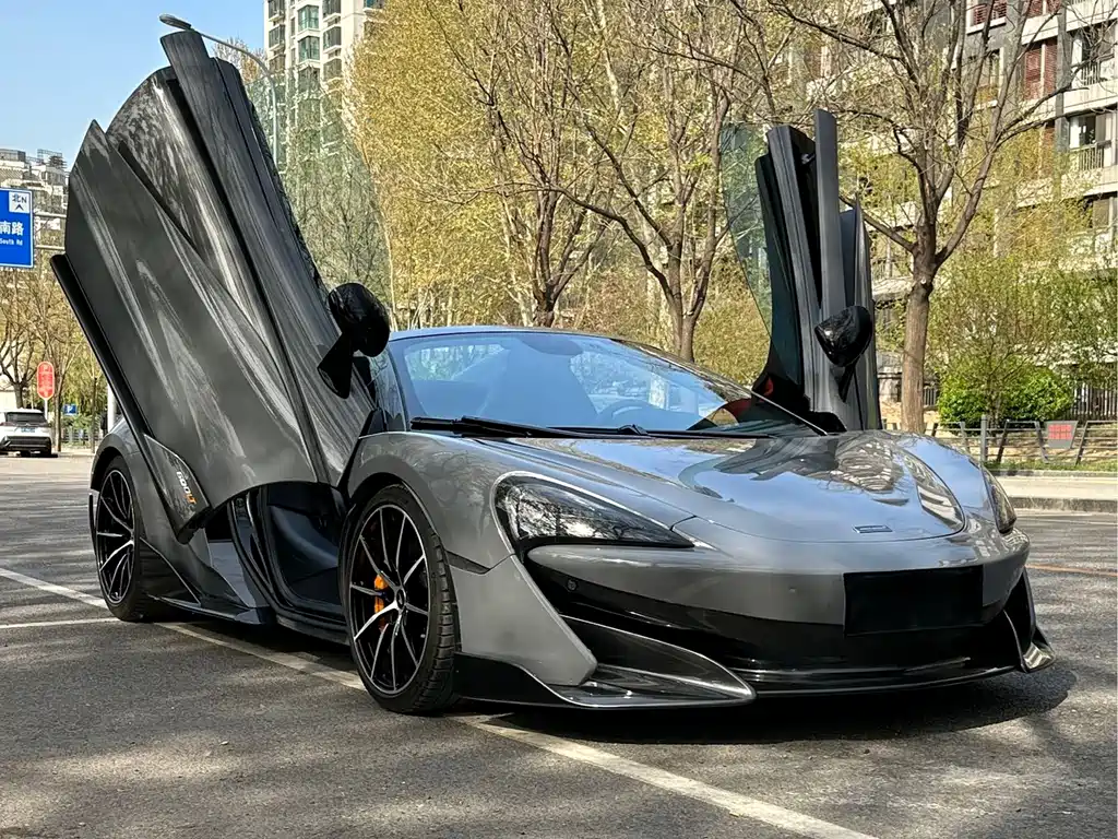 McLaren 600 LT 3.8 T Spider