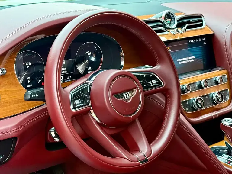 Bentley Bentayga 4.0 T V8