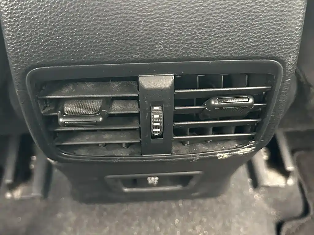 Levin Dual Engine 1.8 H E-CVT Progressive
