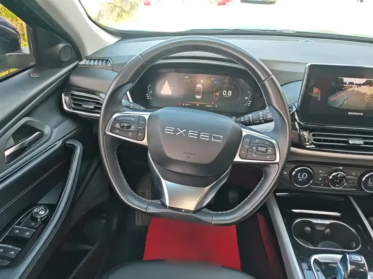 Exeed Lingyun 1.6 T 2 WD Diamond