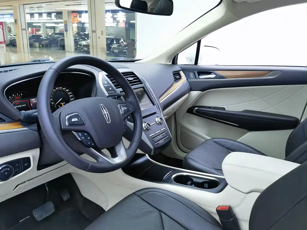 Lincoln MKC 2.0 T 2 WD Graceful