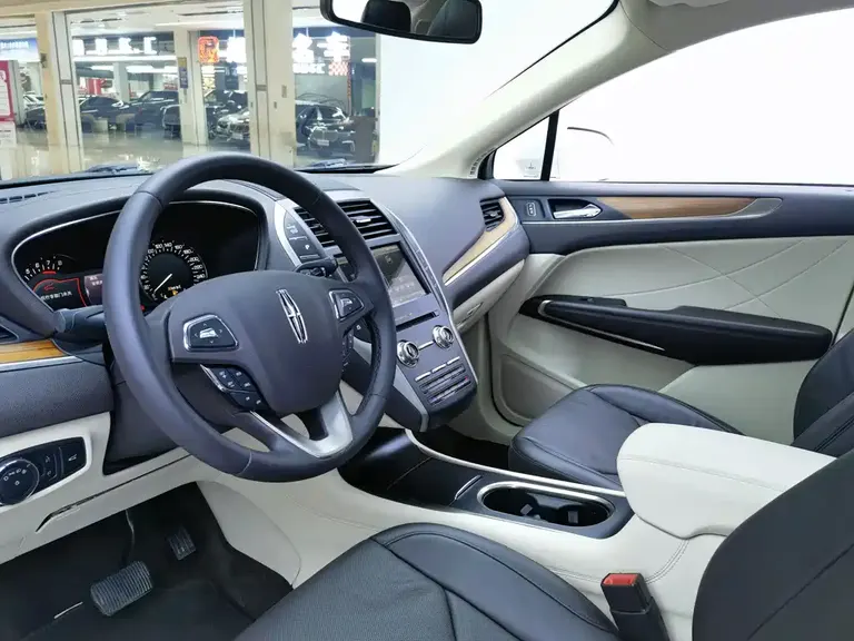 Lincoln MKC 2.0 T 2 WD Graceful