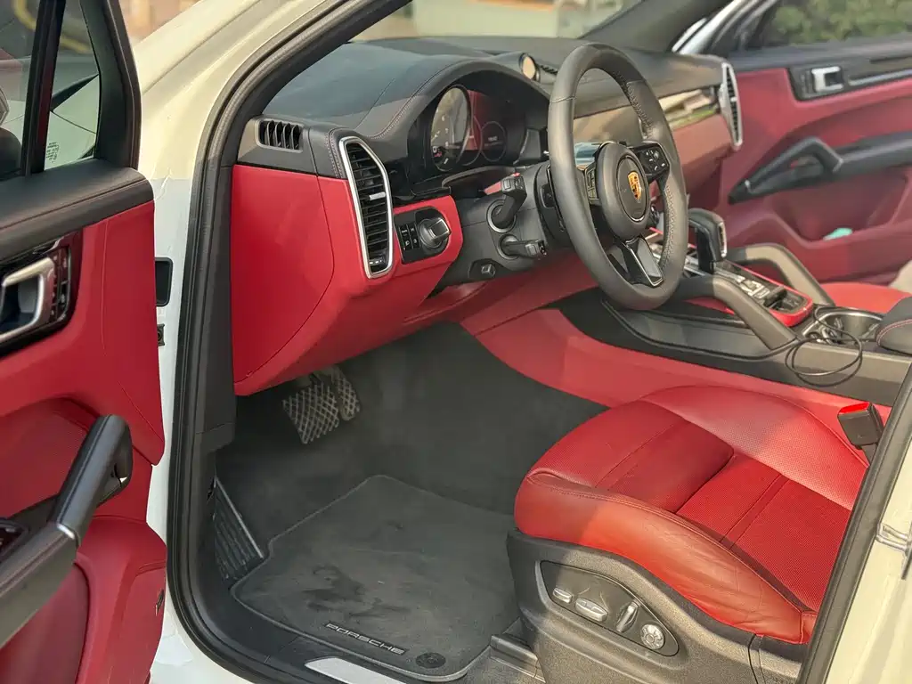 Cayenne NEV Cayenne E-Hybrid 2.0 T