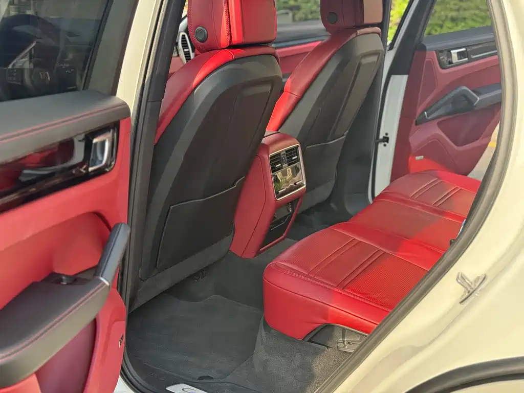 Cayenne NEV Cayenne E-Hybrid 2.0 T
