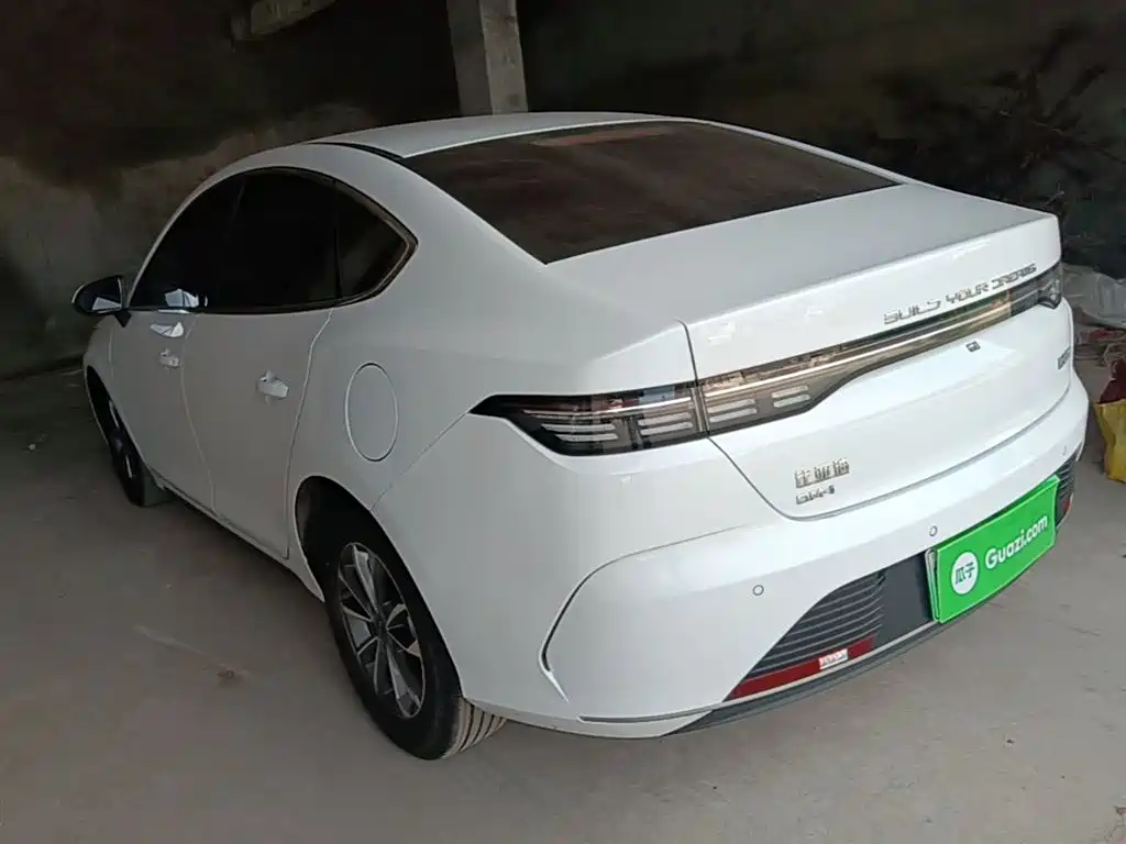 Destroyer 05 Glory DM-i 55 KM Luxury