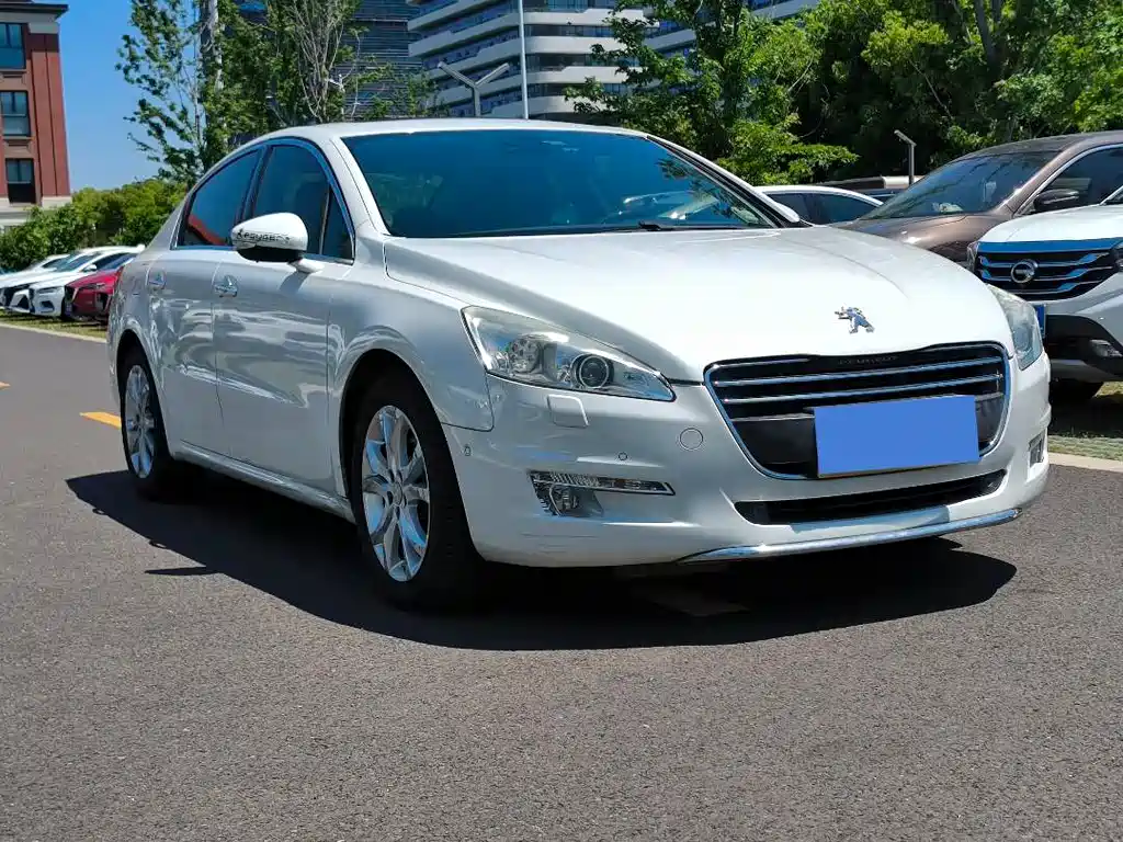 Peugeot 508 2.3 L Roland · Garros