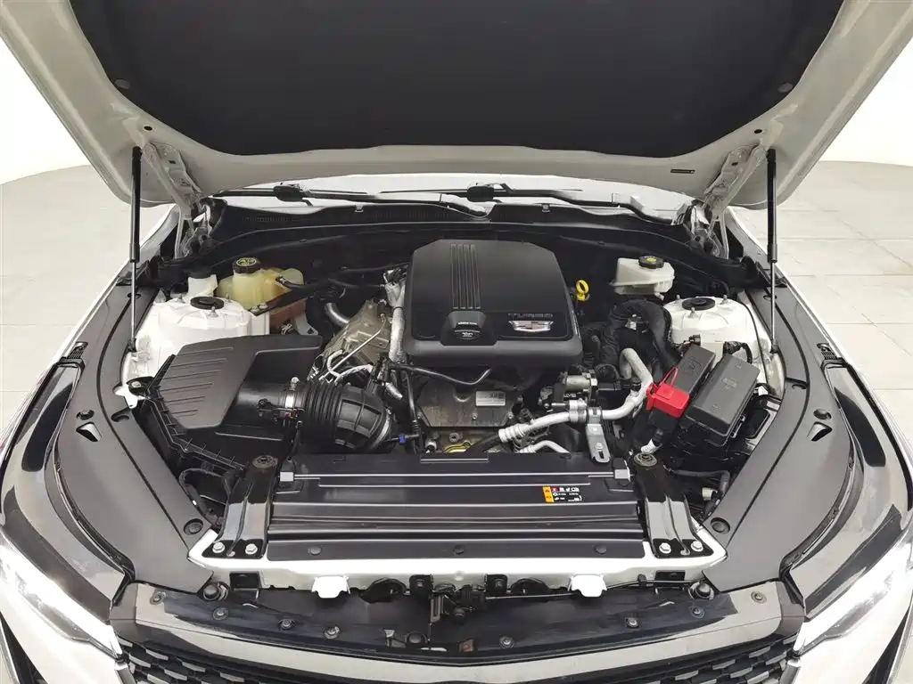 Cadillac CT4 28 T Luxury