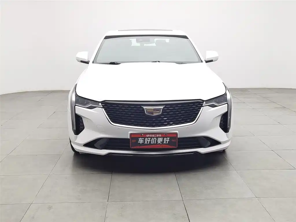 Cadillac CT4 28 T Luxury