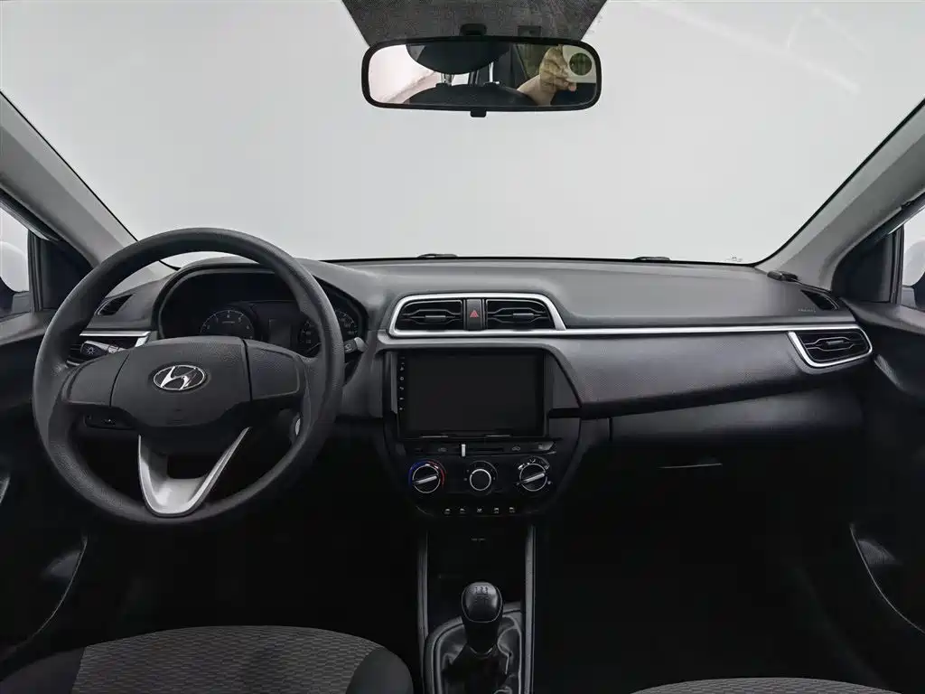 Accent 1.4 L Manual Refreshed CN-VI