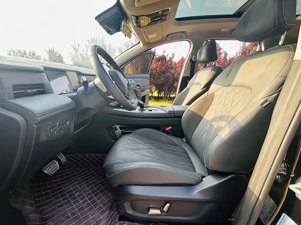 Jetour Shanhai L9 1.5 TD 2 DHT Air 7-seat