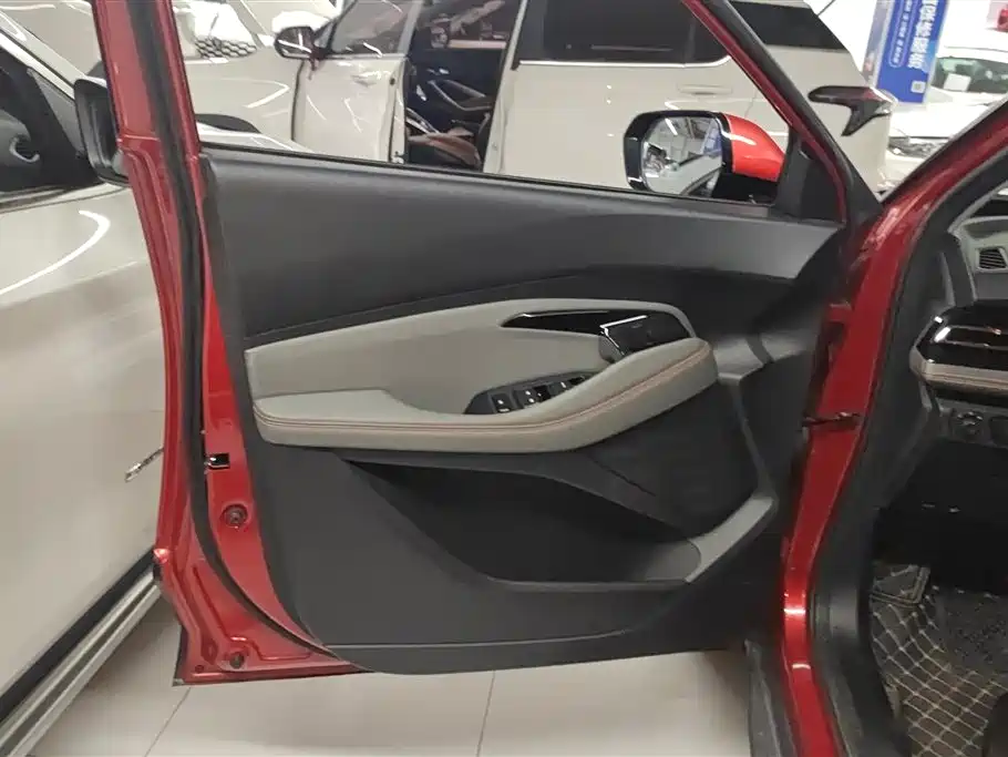 Baojun RS-3 1.5 T CVT Intelligent Luxury