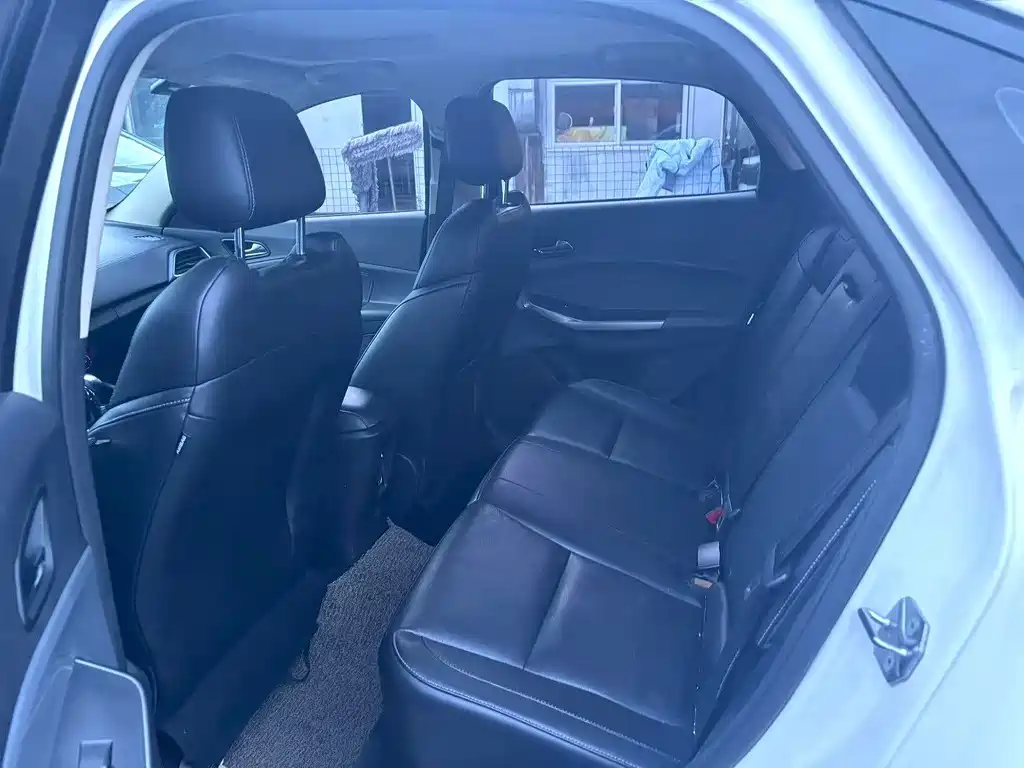 Escort 1.5 L Auto Fashion