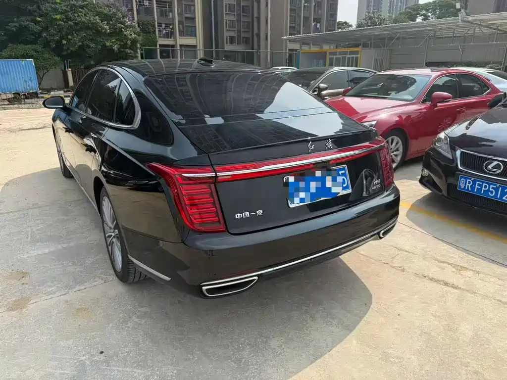 Hongqi H9 2.0 T Connected Flagship Enjoyment