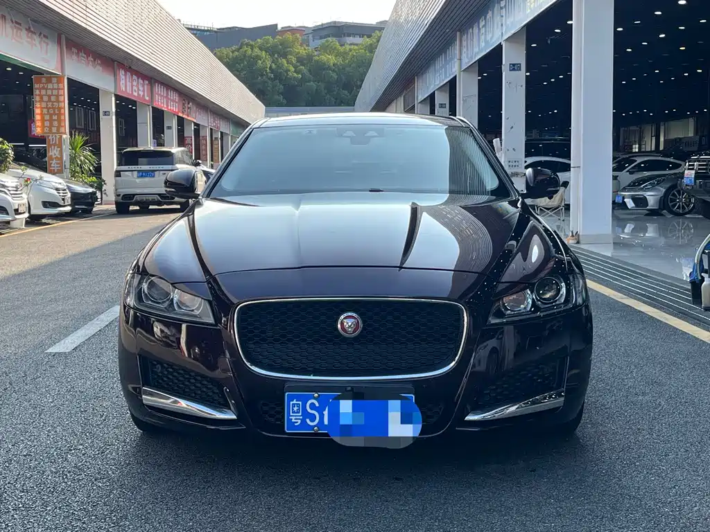 Jaguar XFL XFL 2.0 T 200 PS Elegance