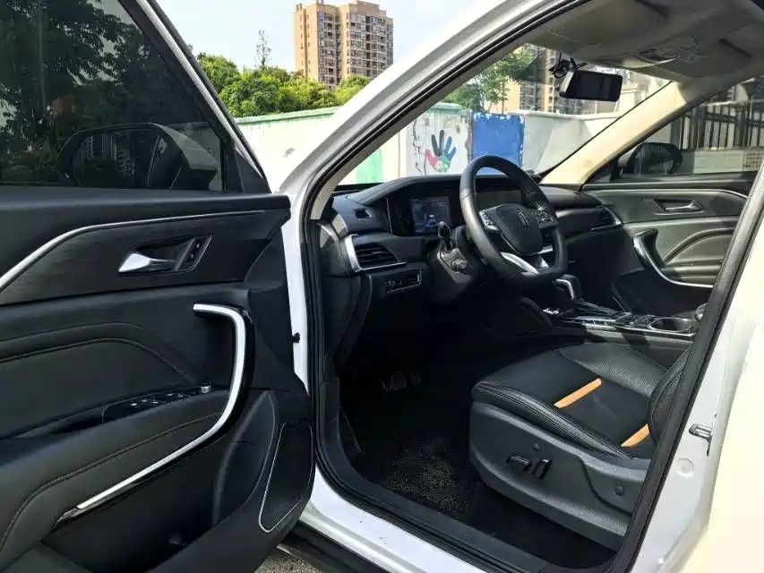 Besturn T77 230 TID Auto Luxury CN-V