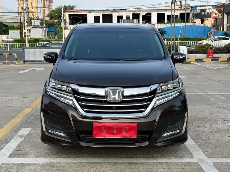 Honda Elysion 2.4 L Supreme