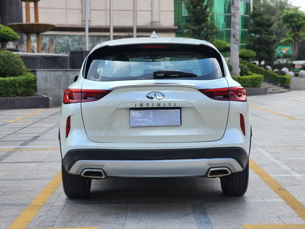 Infiniti QX50 2.0 T 2 WD Elite