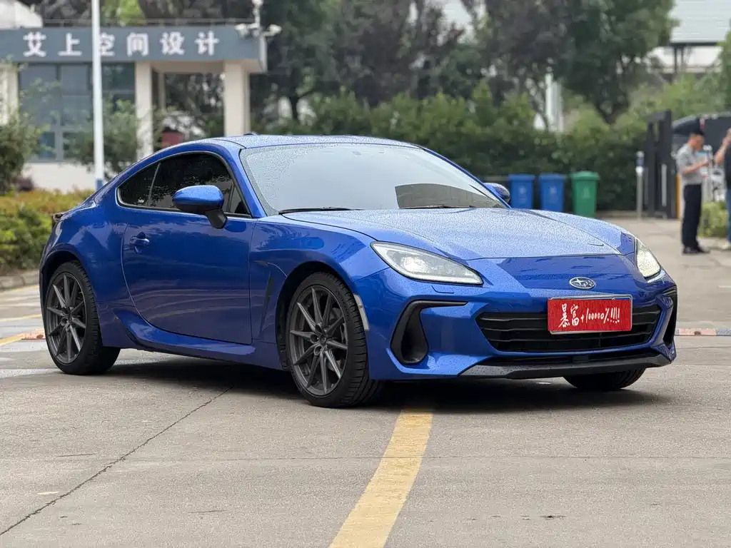 Subaru BRZ 2.4 L Manual
