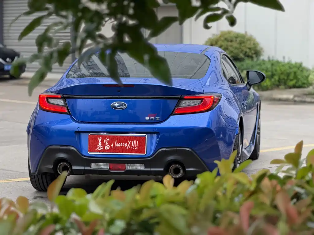 Subaru BRZ 2.4 L Manual