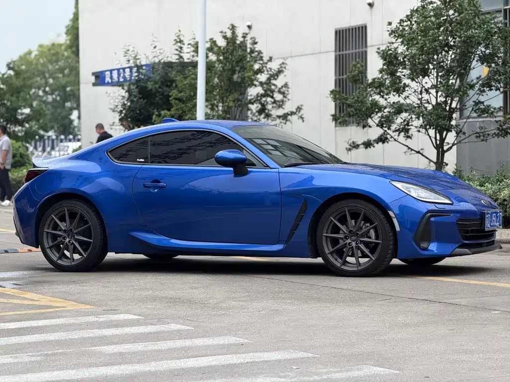 Subaru BRZ 2.4 L Manual