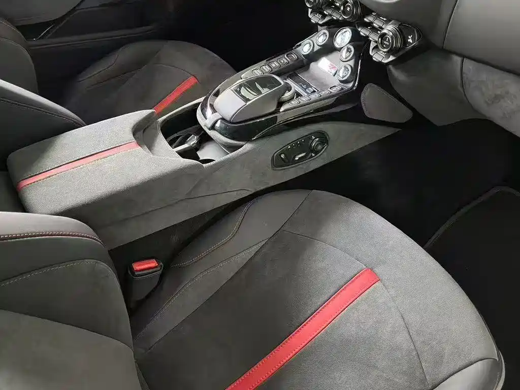 V8 Vantage 4.0 T V8 F1 Edition Coupe